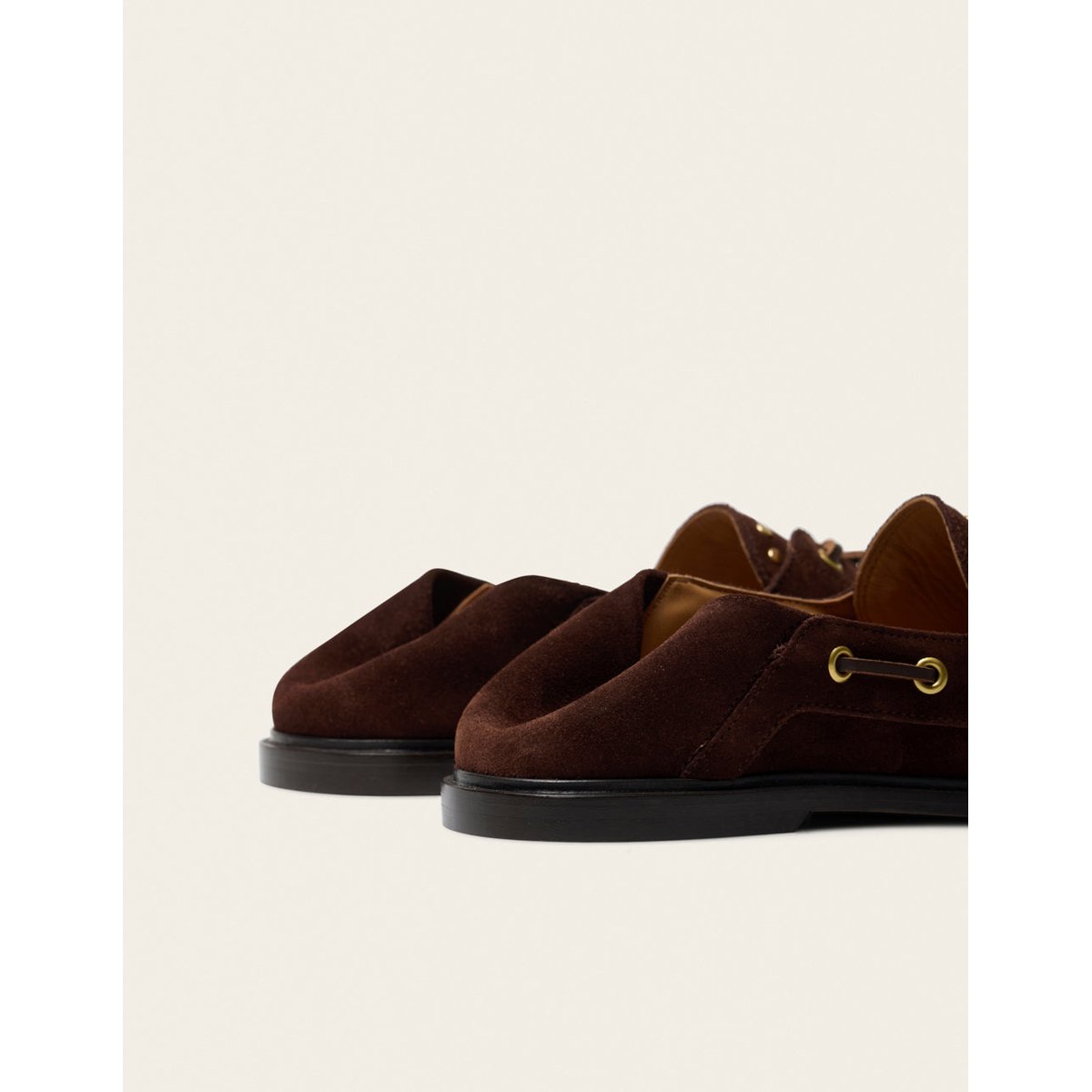 Mocassins OVEL suède chocolat clous, ODAJE
