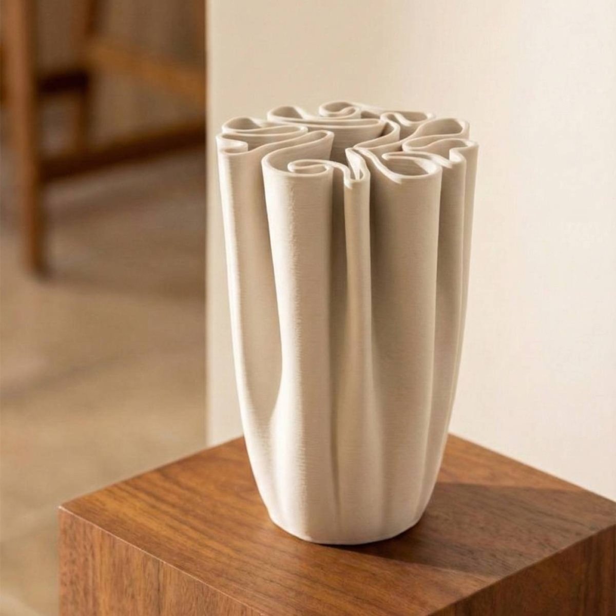 Vase en céramique plissé 3D, H28cm blanc, ORNAMI