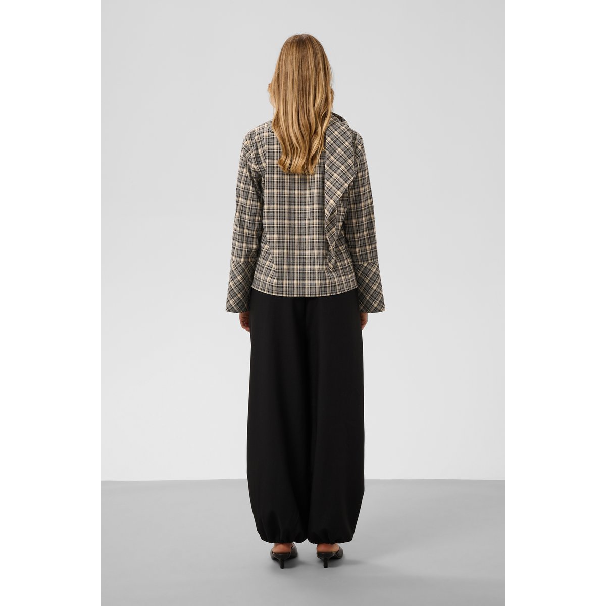 Blouse à manches longues beige black and cream check, SOAKED IN LUXURY