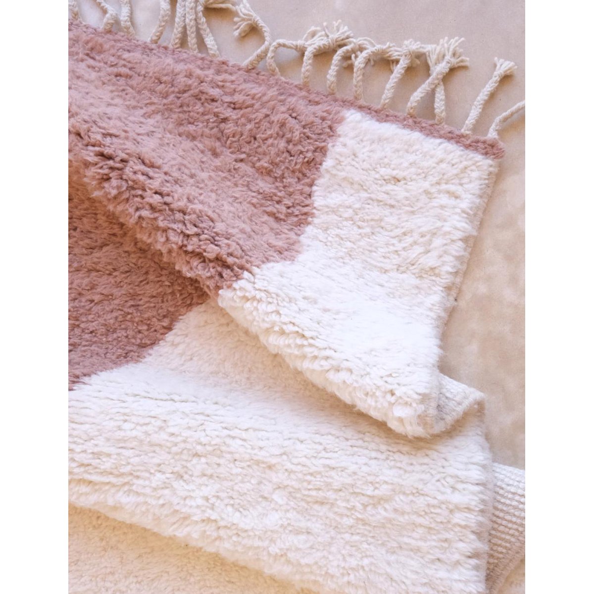 Tapis berbère élégant et contemporain en laine 255 x 351 cm brun naturel, AFK LIVING