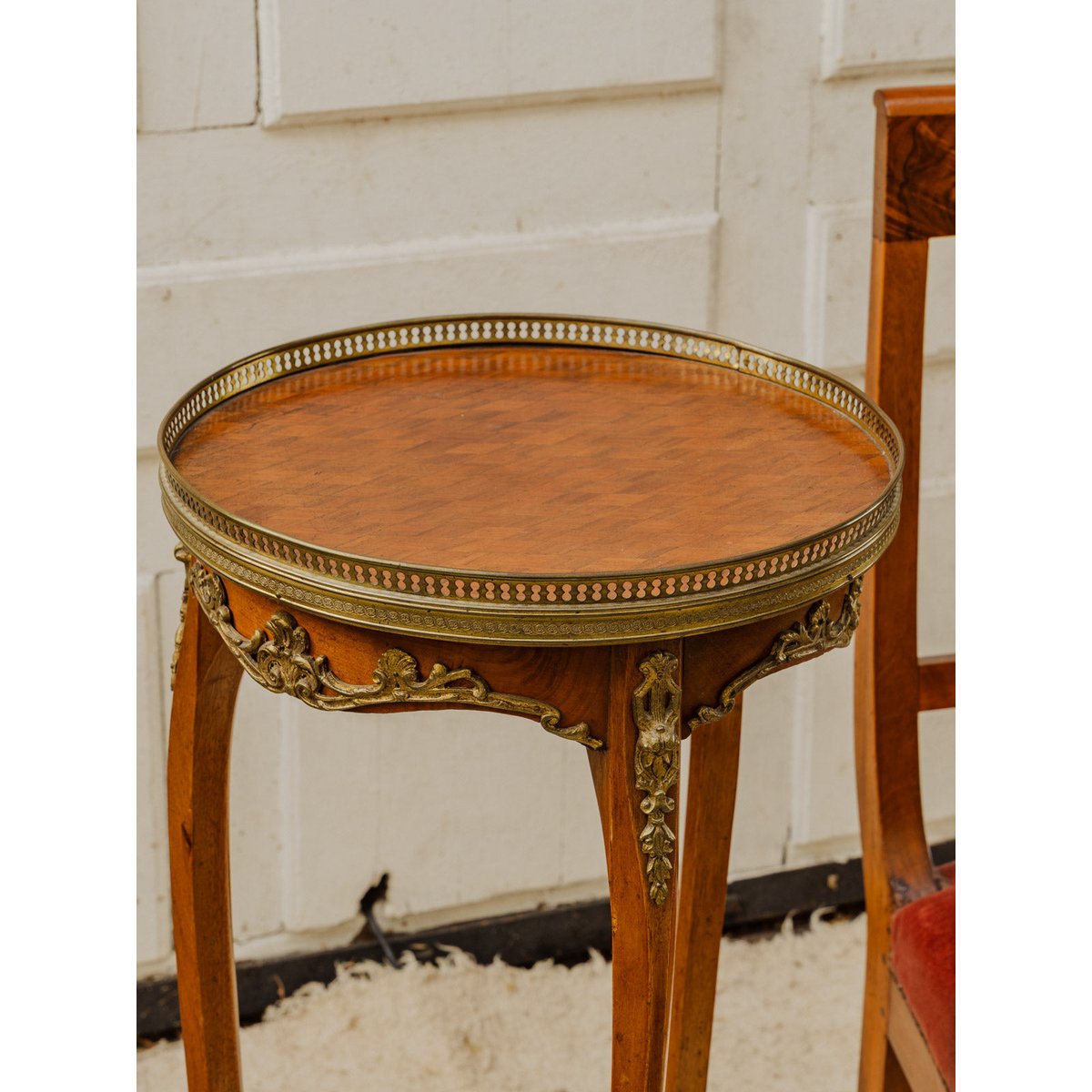 Sellette en bois Francine N°1655 - Bon état bois foncé, DEBONGOUT