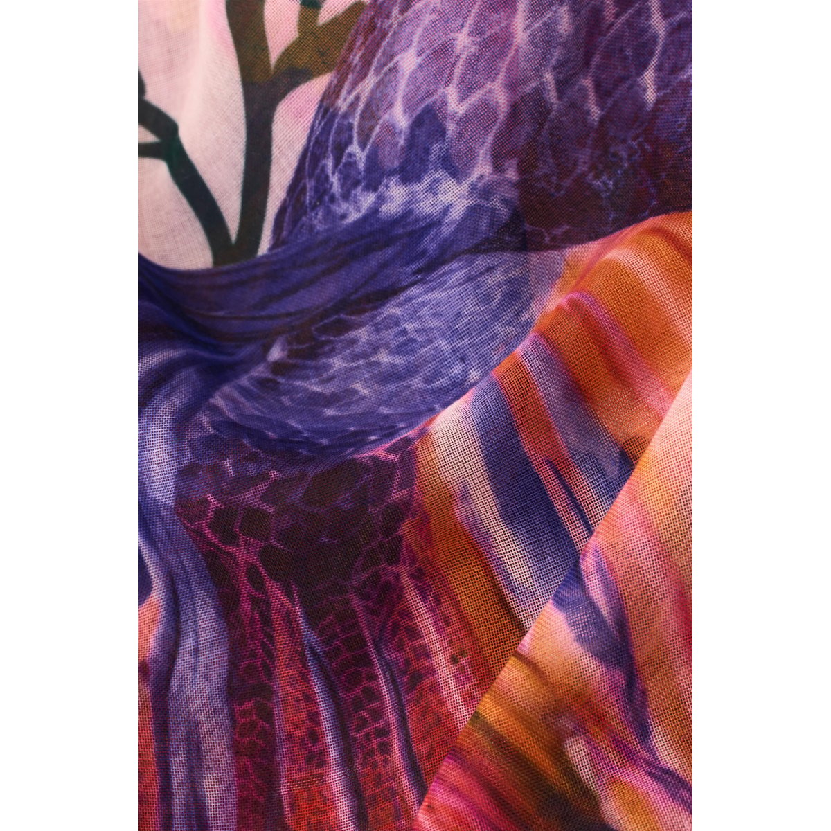 Foulard conçu par mr. christian lacroix rouge, DESIGUAL
