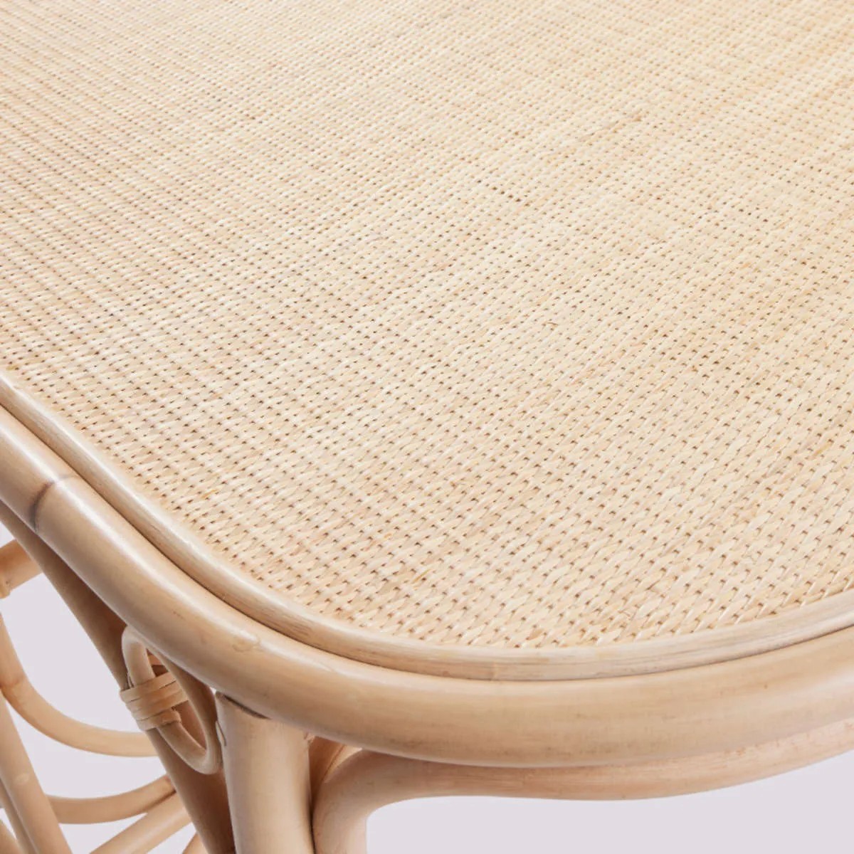 Table ovale en rotin GINGKO rotin teinté "miel", KOK
