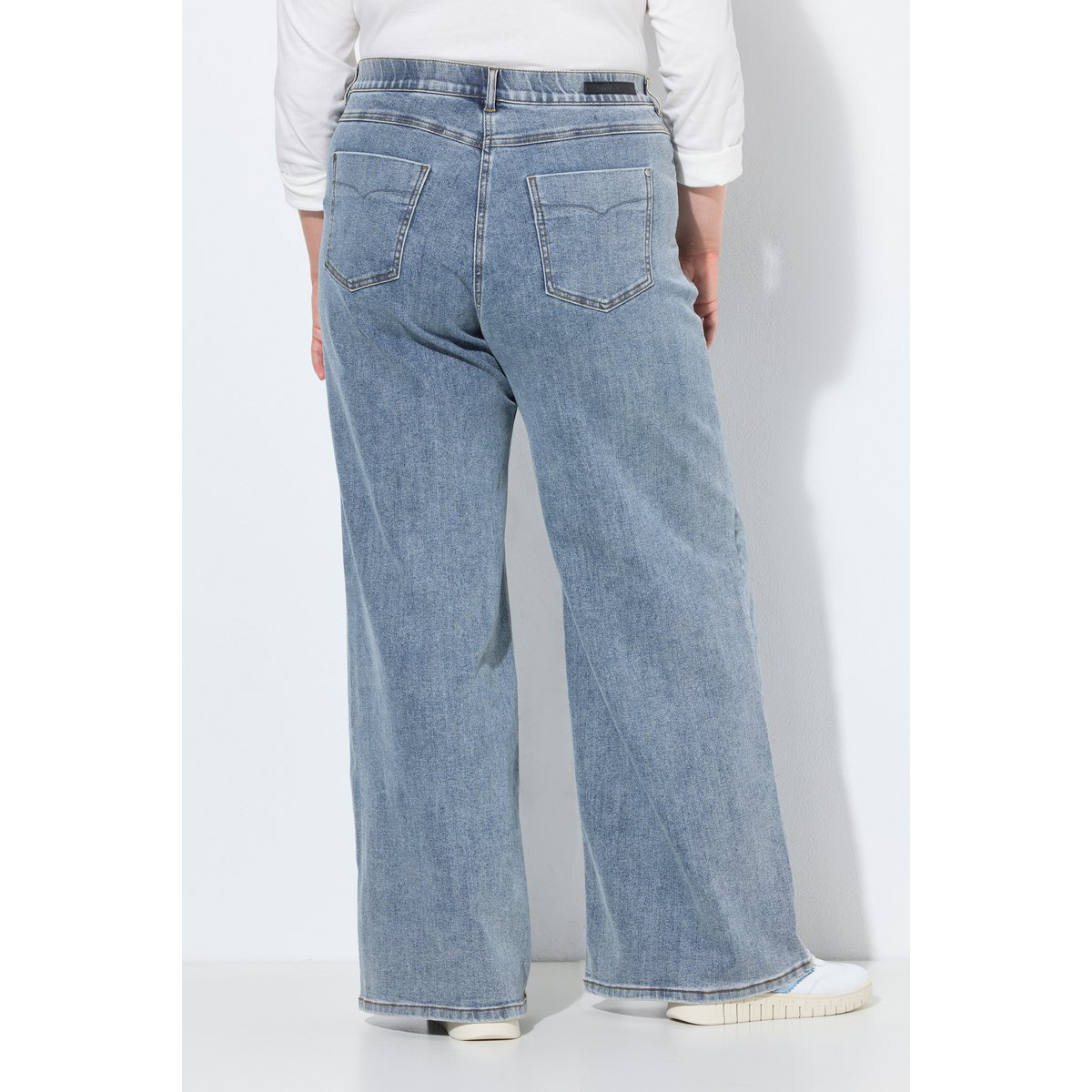 Jean Mary, jambe droite et extra-large bleu jean, ULLA POPKEN