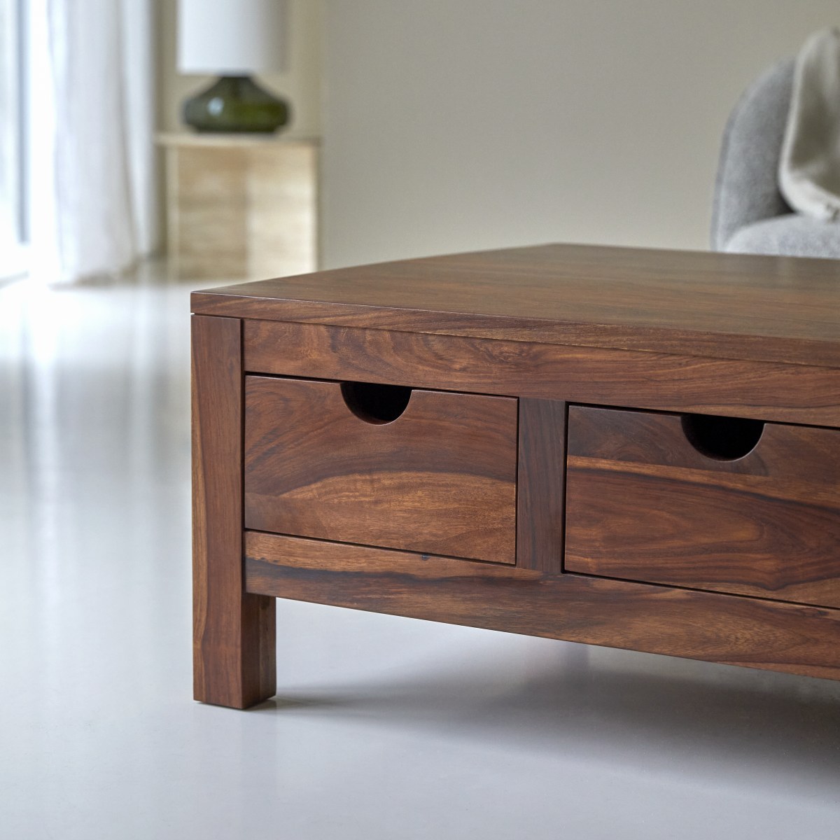 Table basse en Palissandre massif, OLIVER marron foncé, TIKAMOON