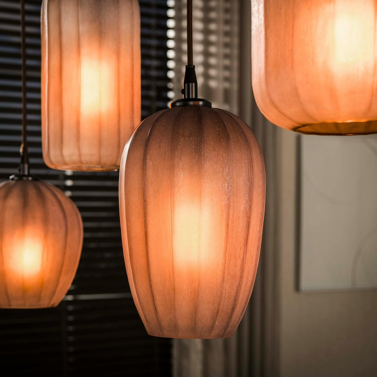 Suspension salle à manger verre brun dépoli 5 lampes NOVA marron, PIER IMPORT