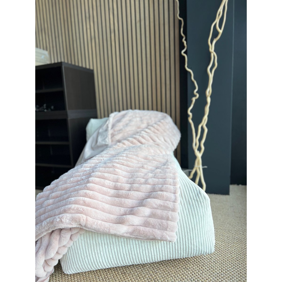 Plaid gros velours cotelé moelleux imitation fourrure RAYA rose pastel, MAGMA HEIMTEX