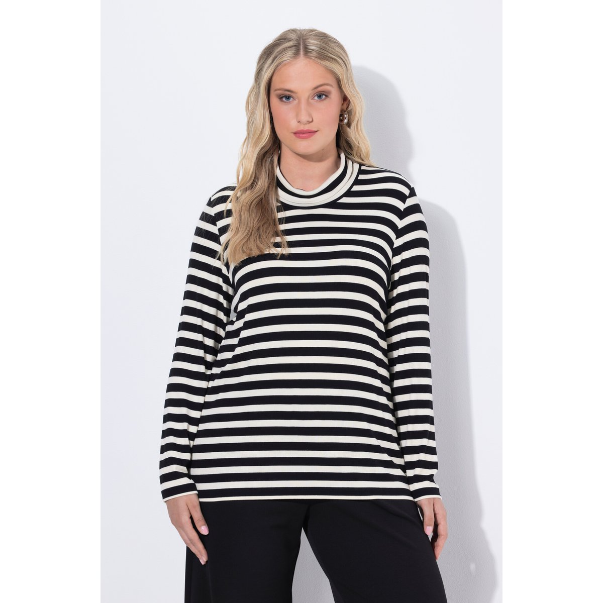 T-shirt slim à col roulé noir, ULLA POPKEN