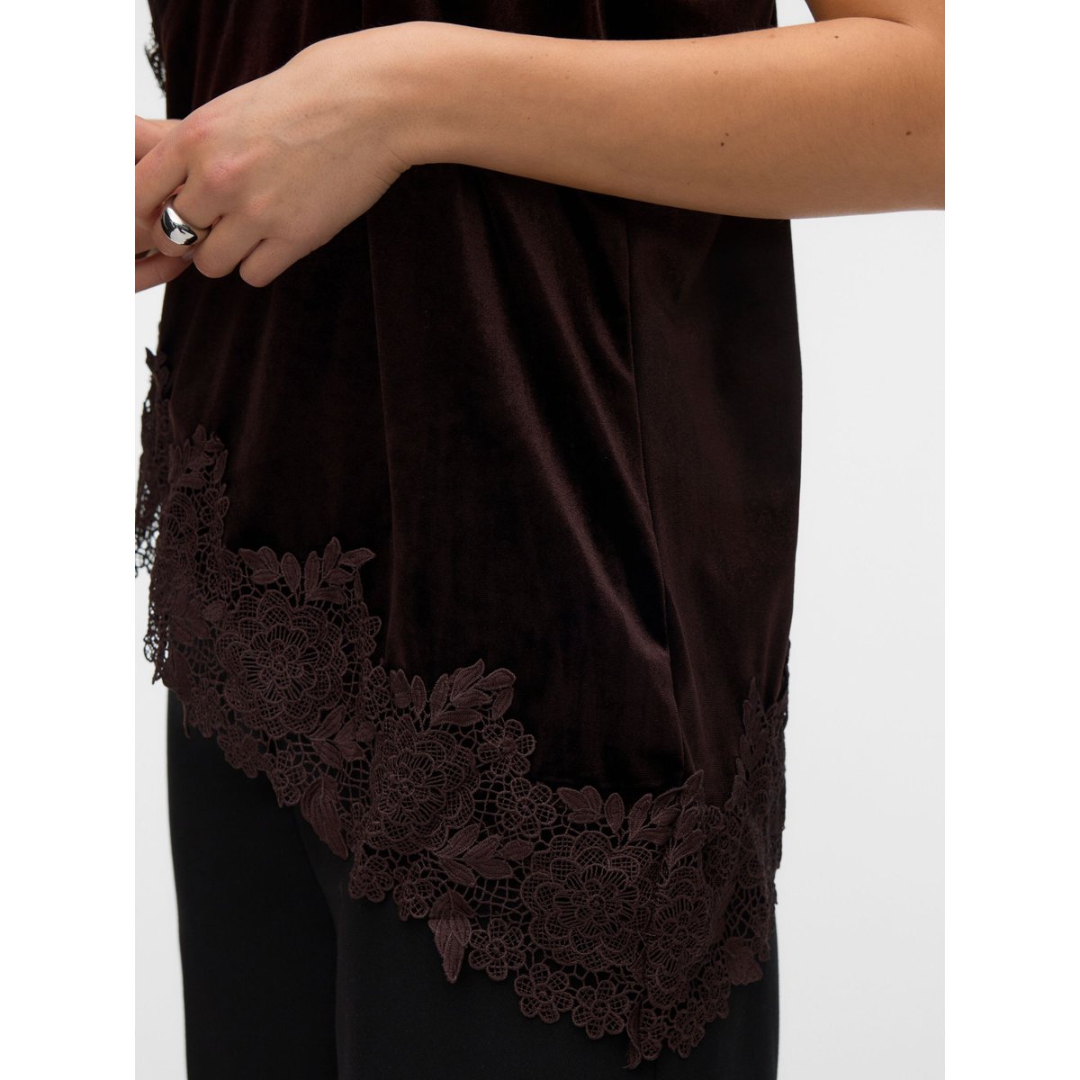 Top chocolate torte, VERO MODA