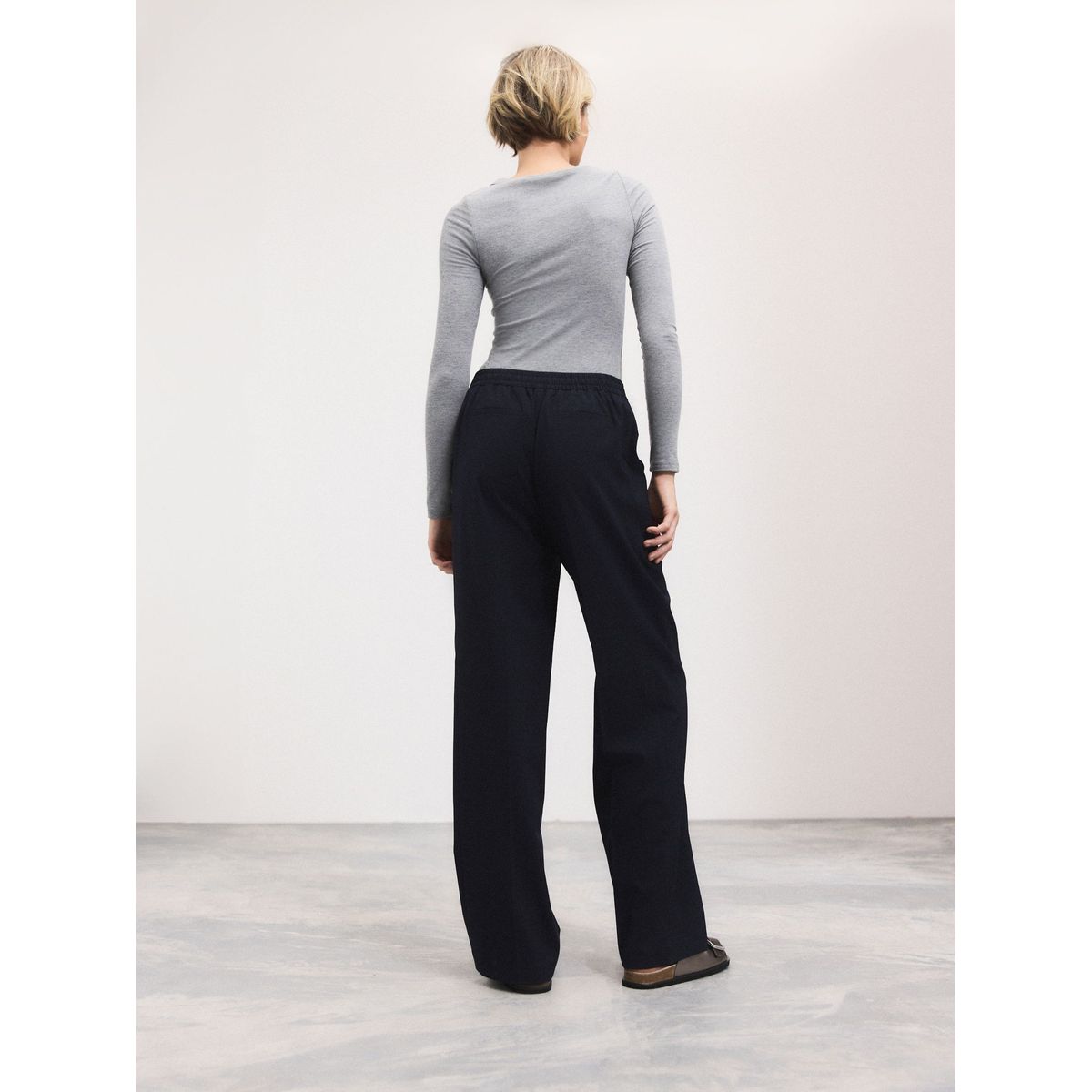 Pantalon large ajusté bleu marine, NEXT
