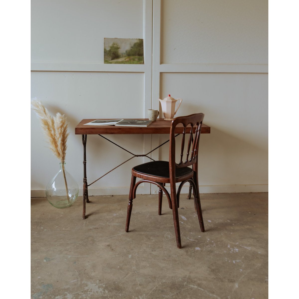 Table à manger bistro en bois et fonte Denise N°104 - Bon état bois foncé, DEBONGOUT