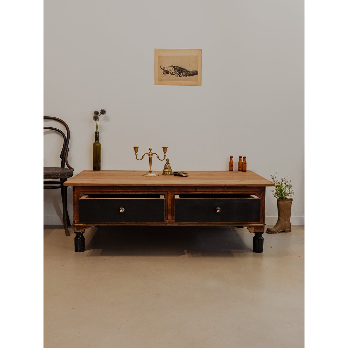 Table basse en bois Léonie N°882 - Bon état bois foncé, DEBONGOUT