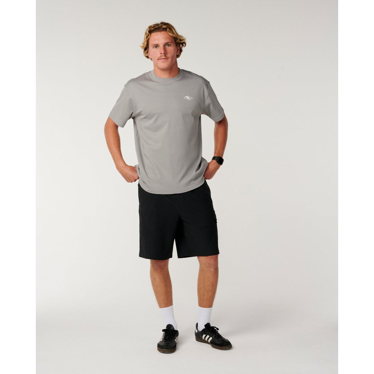 Short VAPORCOOL noir, RIP CURL