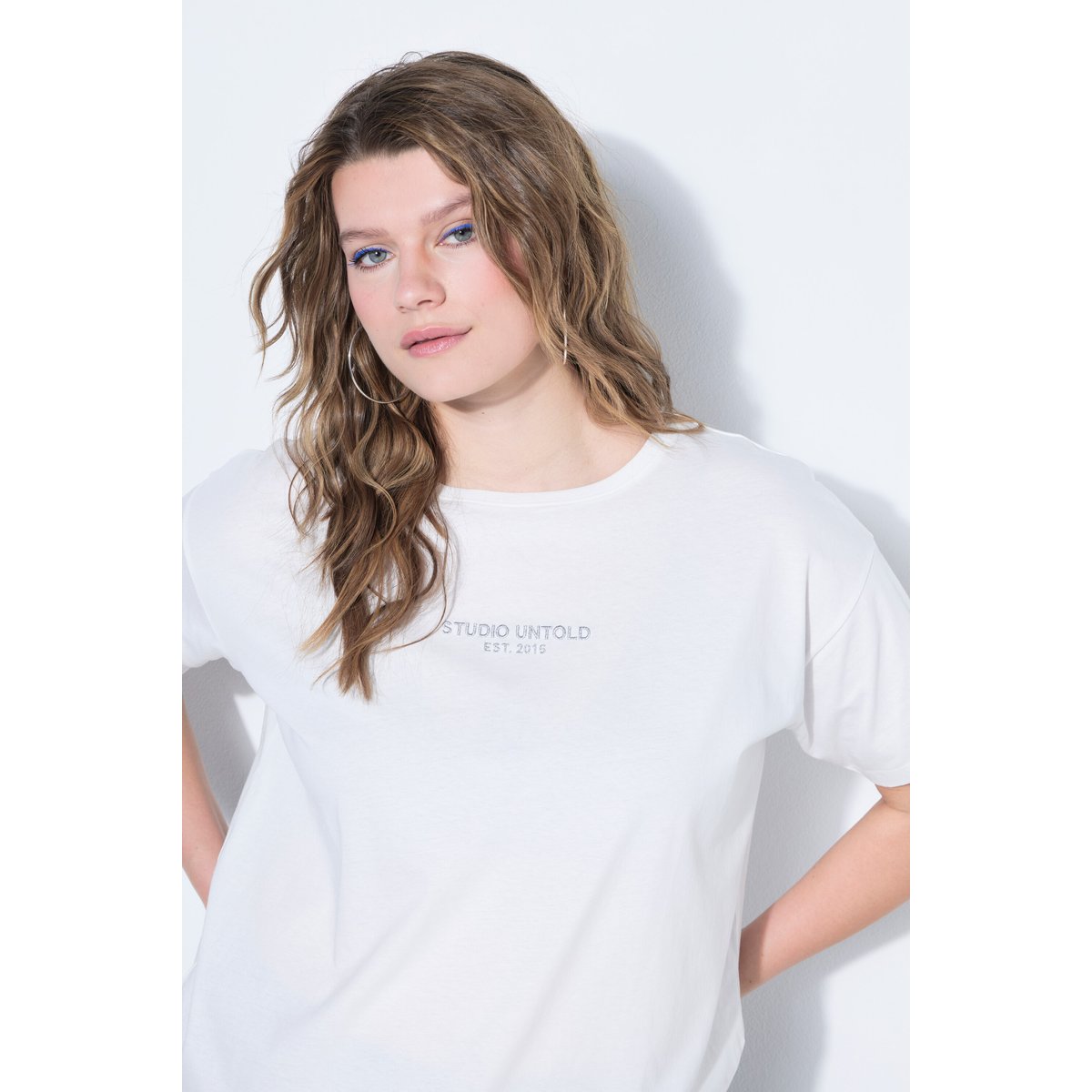 T-shirt oversize, message imprimé blanc cassé, STUDIO UNTOLD