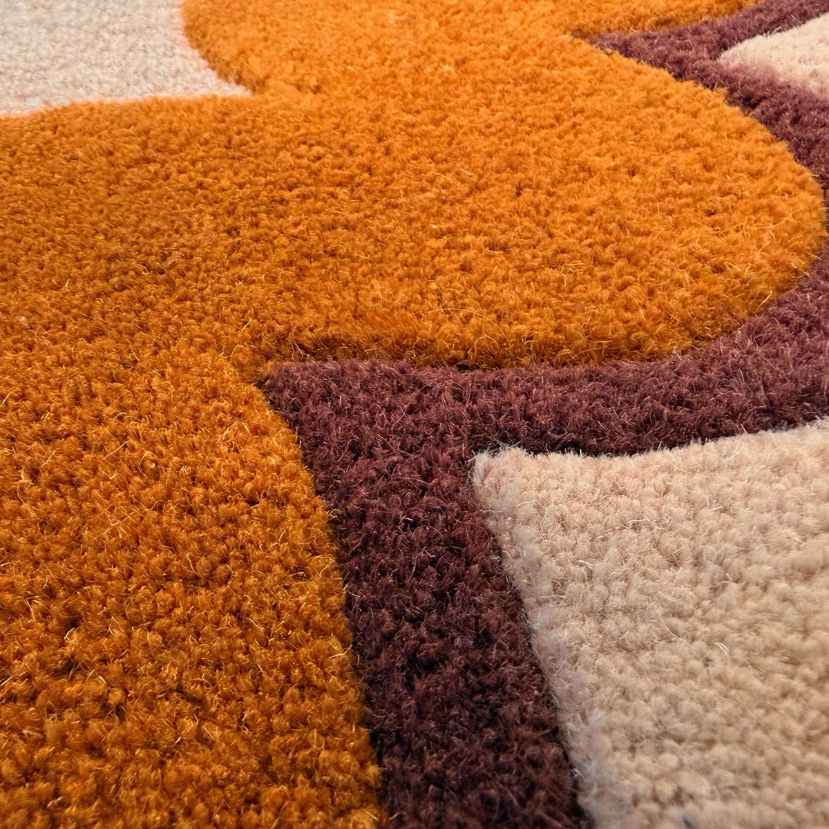 Tapis à bordure en laine WIGGLE orange, FLAIR RUGS