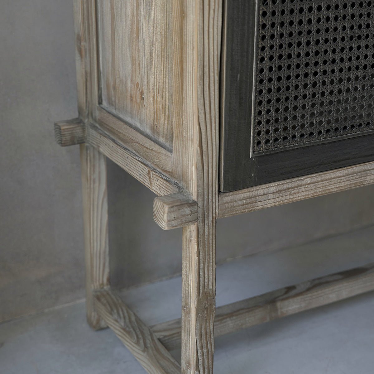 Armoire 2 portes en bois recyclé massif JUNKO gris, BERAH GETAH
