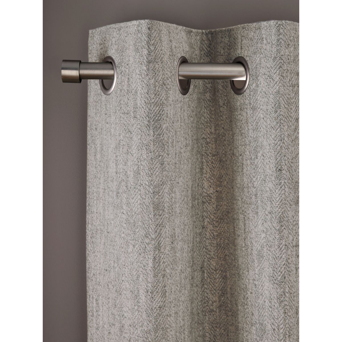 Rideaux confortables à œillets et chevrons gris, NEXT