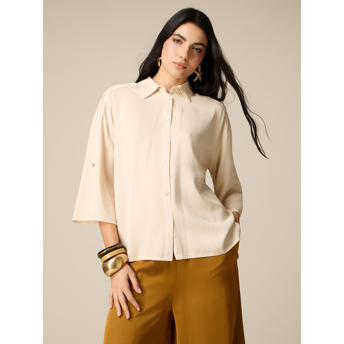 Chemise beige, OLTRE