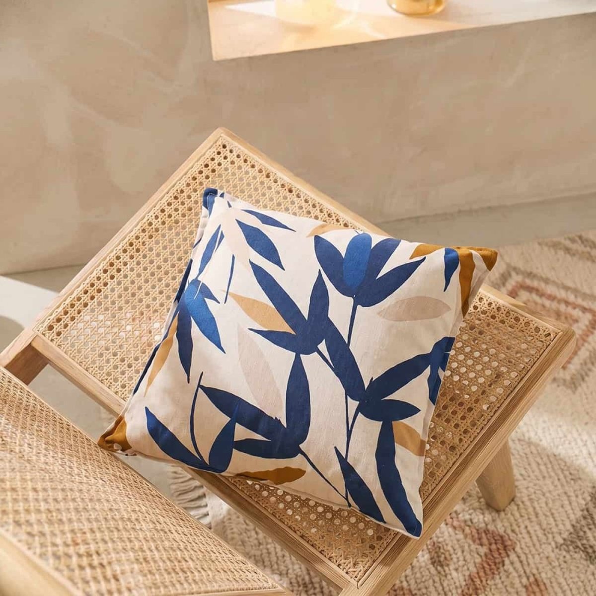 Coussin imprimé feuillage 40x40cm beige, ORNAMI