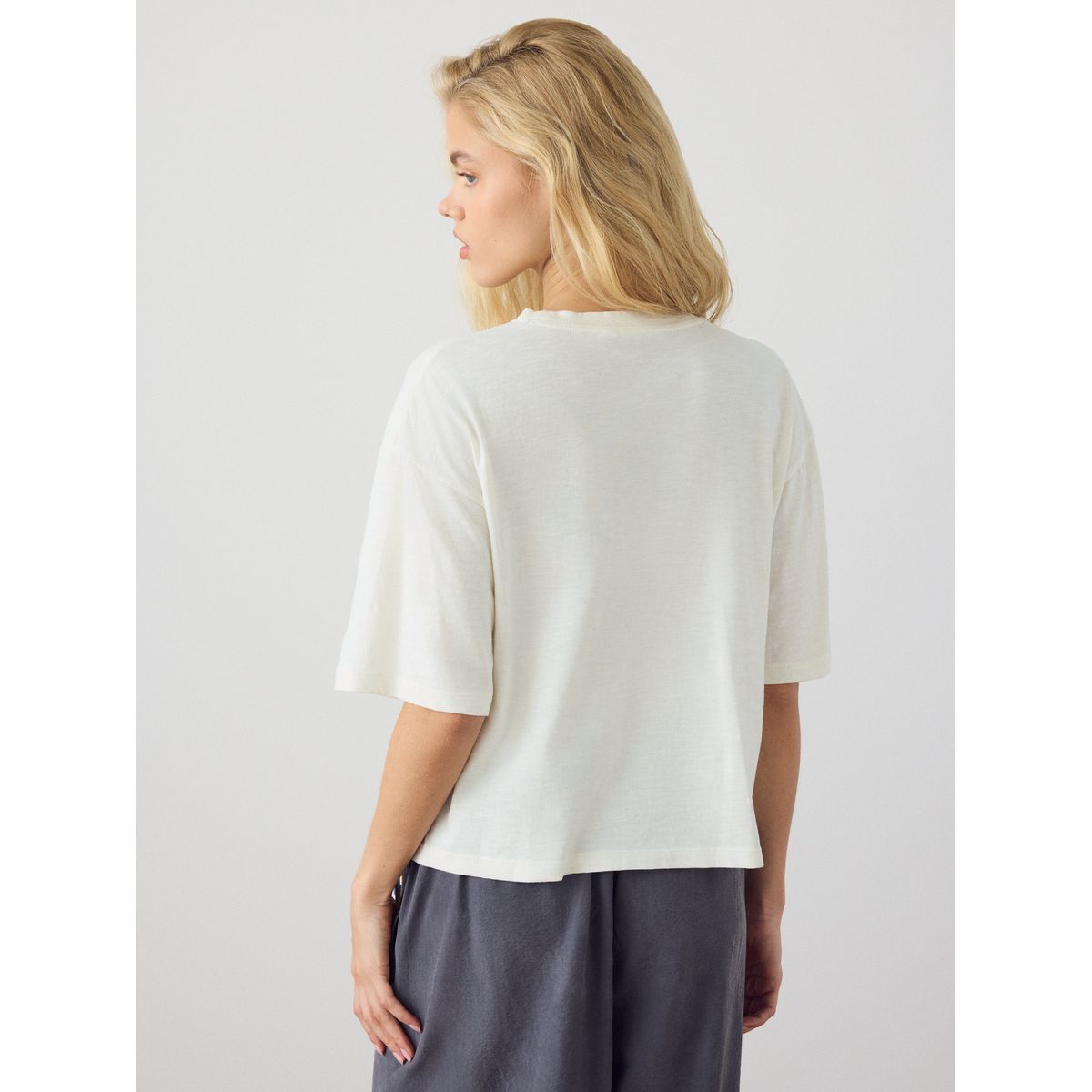 T-shirt à manches courtes avec légumes brodés écru, NEXT
