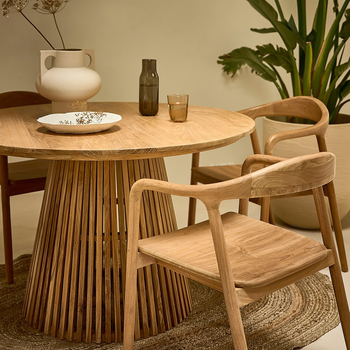 Chaise en teck massif  AMBRE naturel, BERAH GETAH