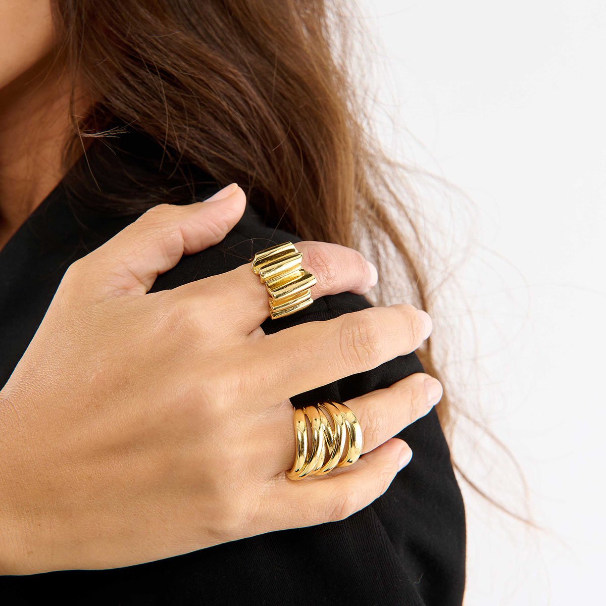 Bague martelée asymétrique ARZON doré, HIPANEMA