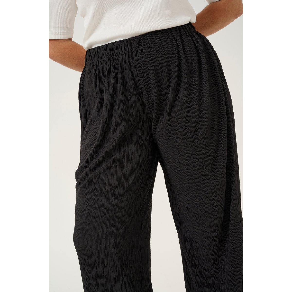 Casual pants noir, KAFFE CURVE