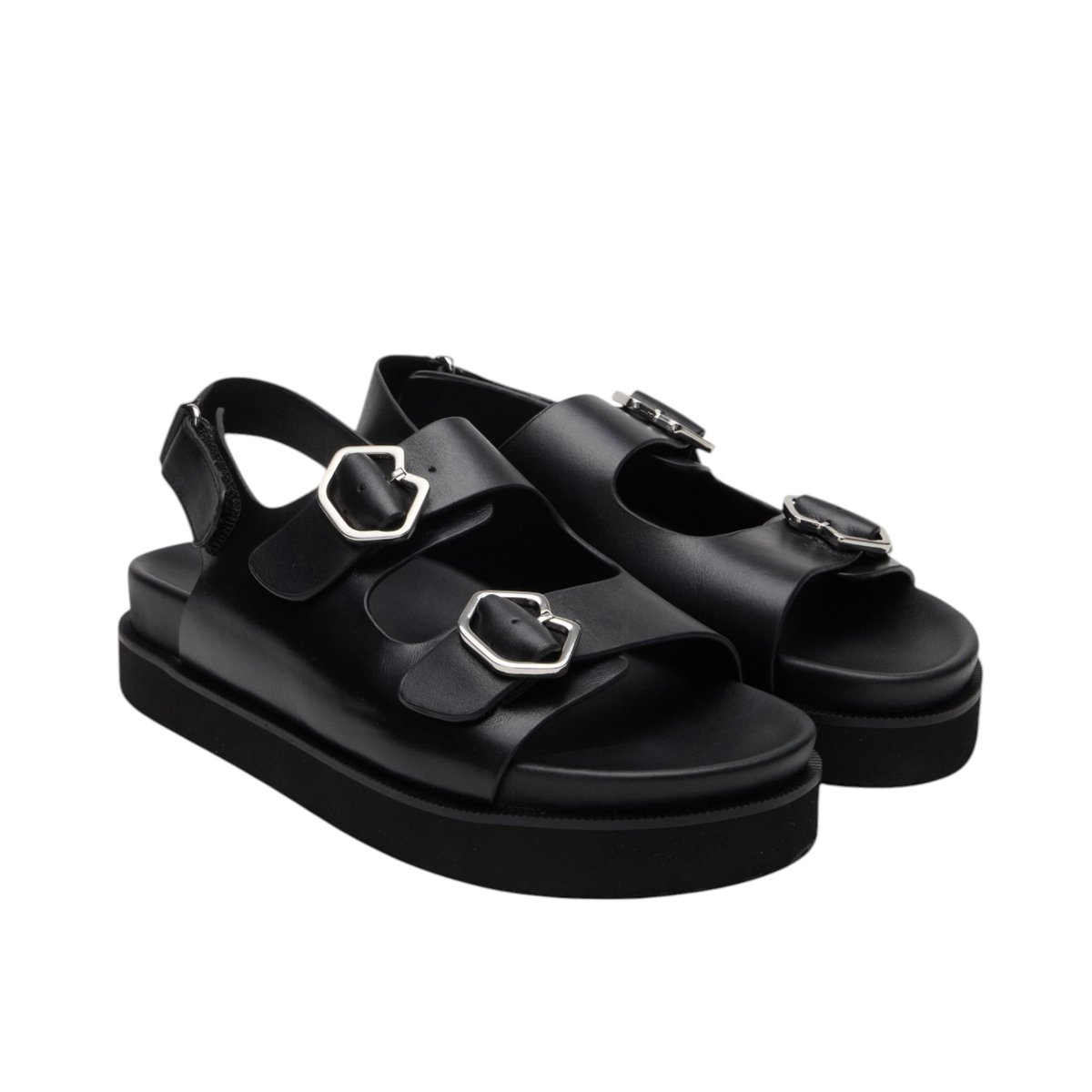 Lola Cuir noir, BONS BAISERS