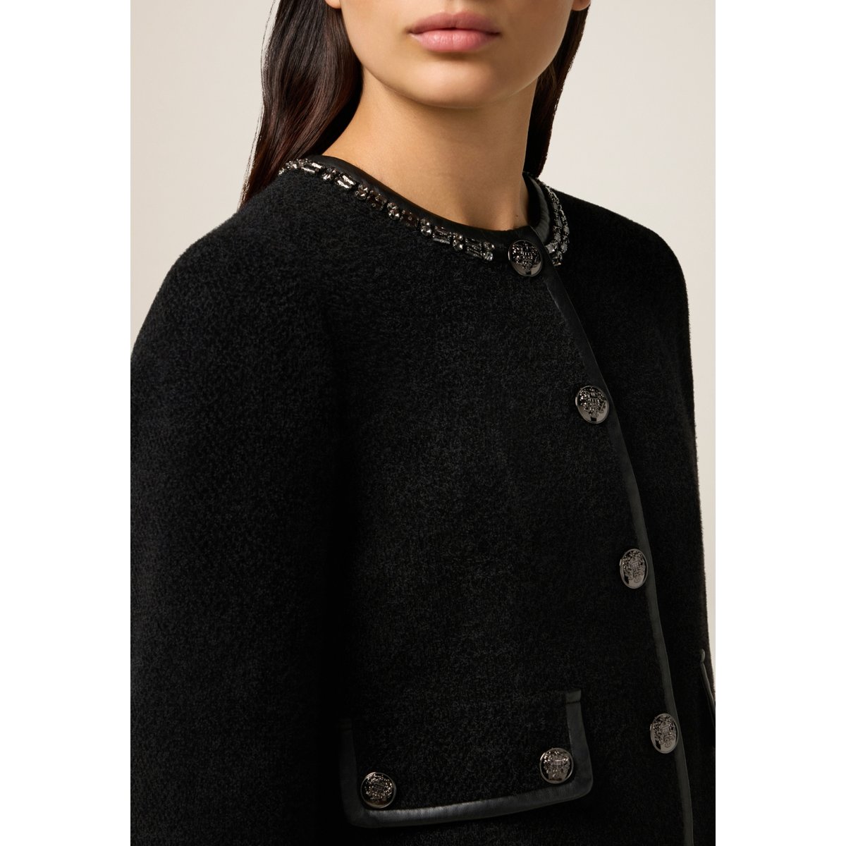 Veste courte avec pierres noir, OLTRE
