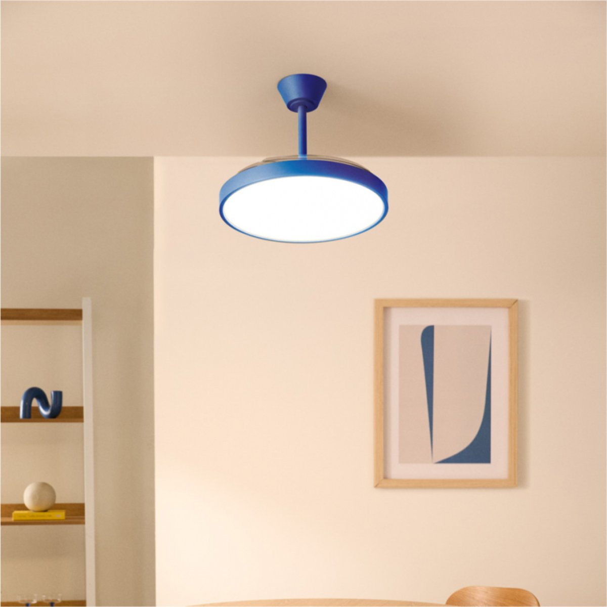Ventilateur de plafond 40W silencieux avec lumiére et télécommande WIND CLEAR STUDIO bleu cobalt/transparent, CREATE