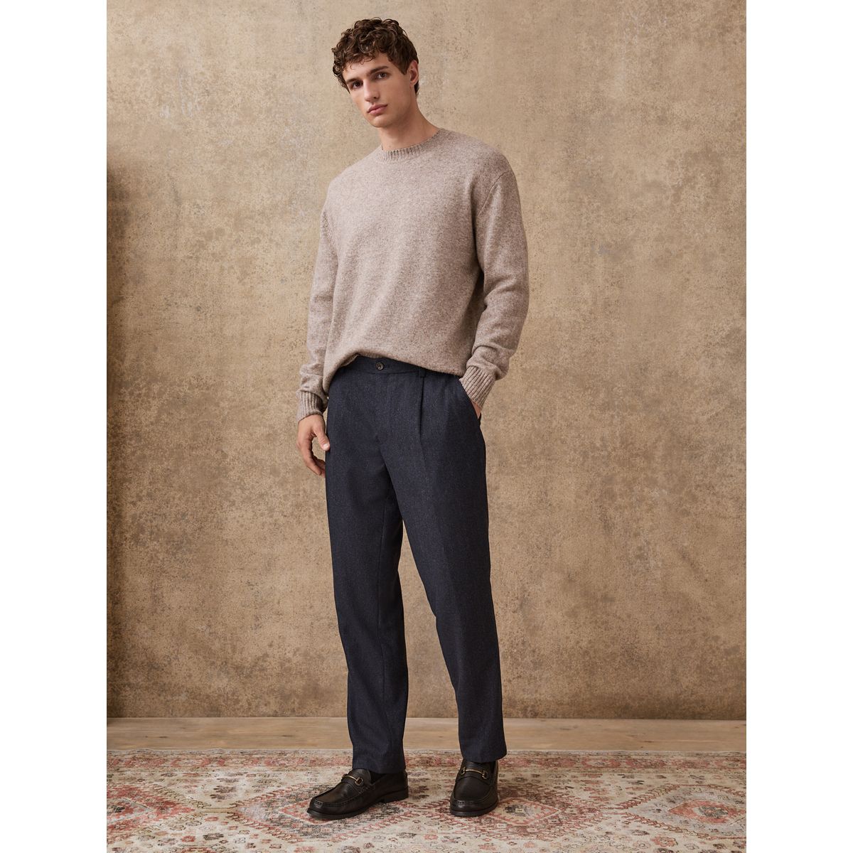 Pantalon nova fides fuselé en laine chevrons bleu marine, NEXT
