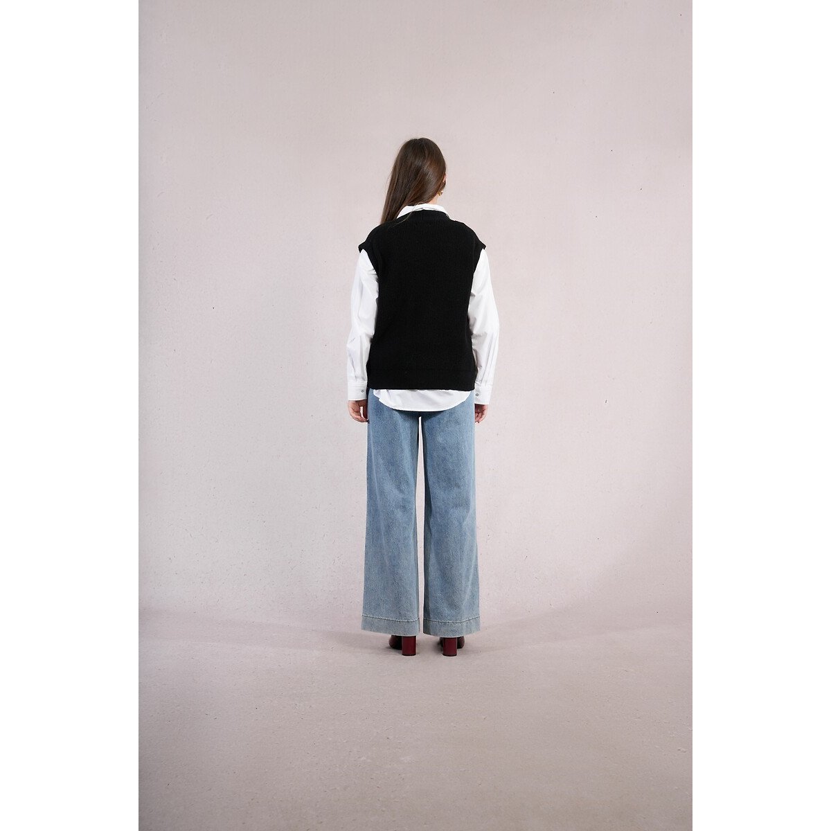 Sleeveless Knitted Cardigan black, MOLLY BRACKEN