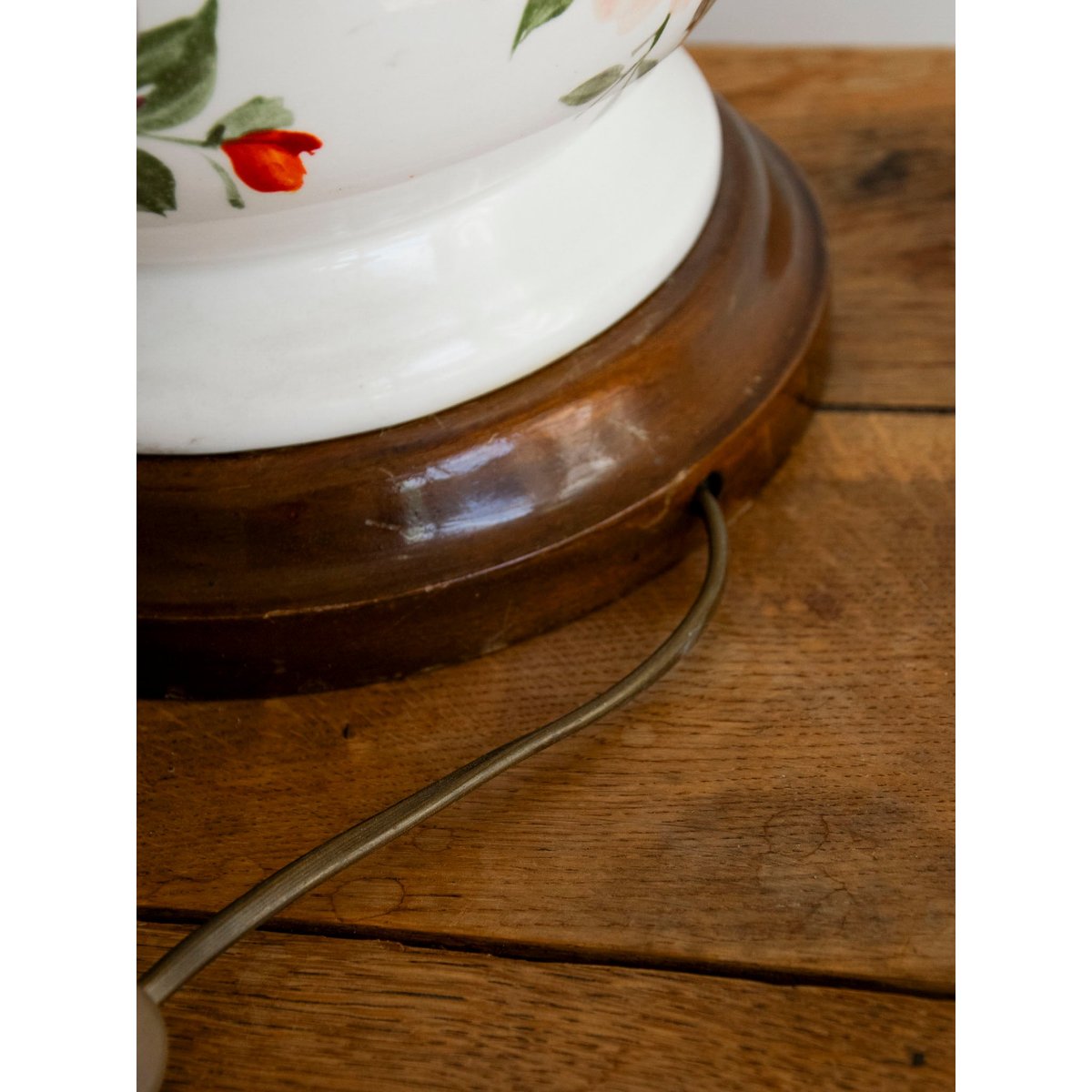 Grande lampe en céramique Suzanne N°649 - Bon état beige, DEBONGOUT