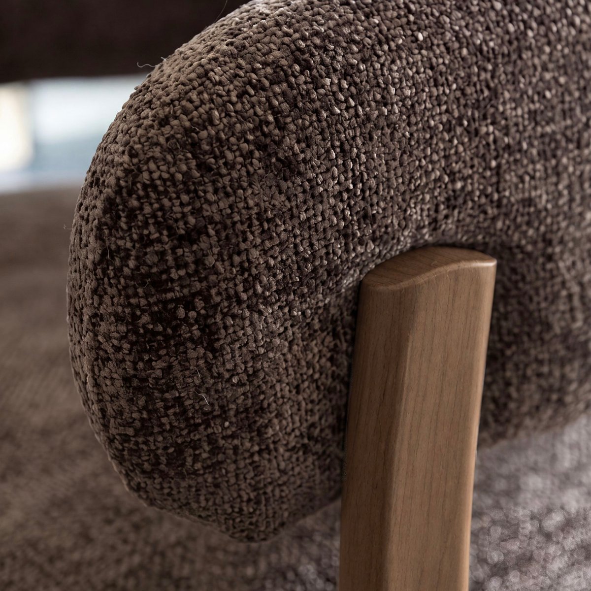 Fauteuil arrondi en tissu chenille, NOUBIA marron, NOW'S HOME