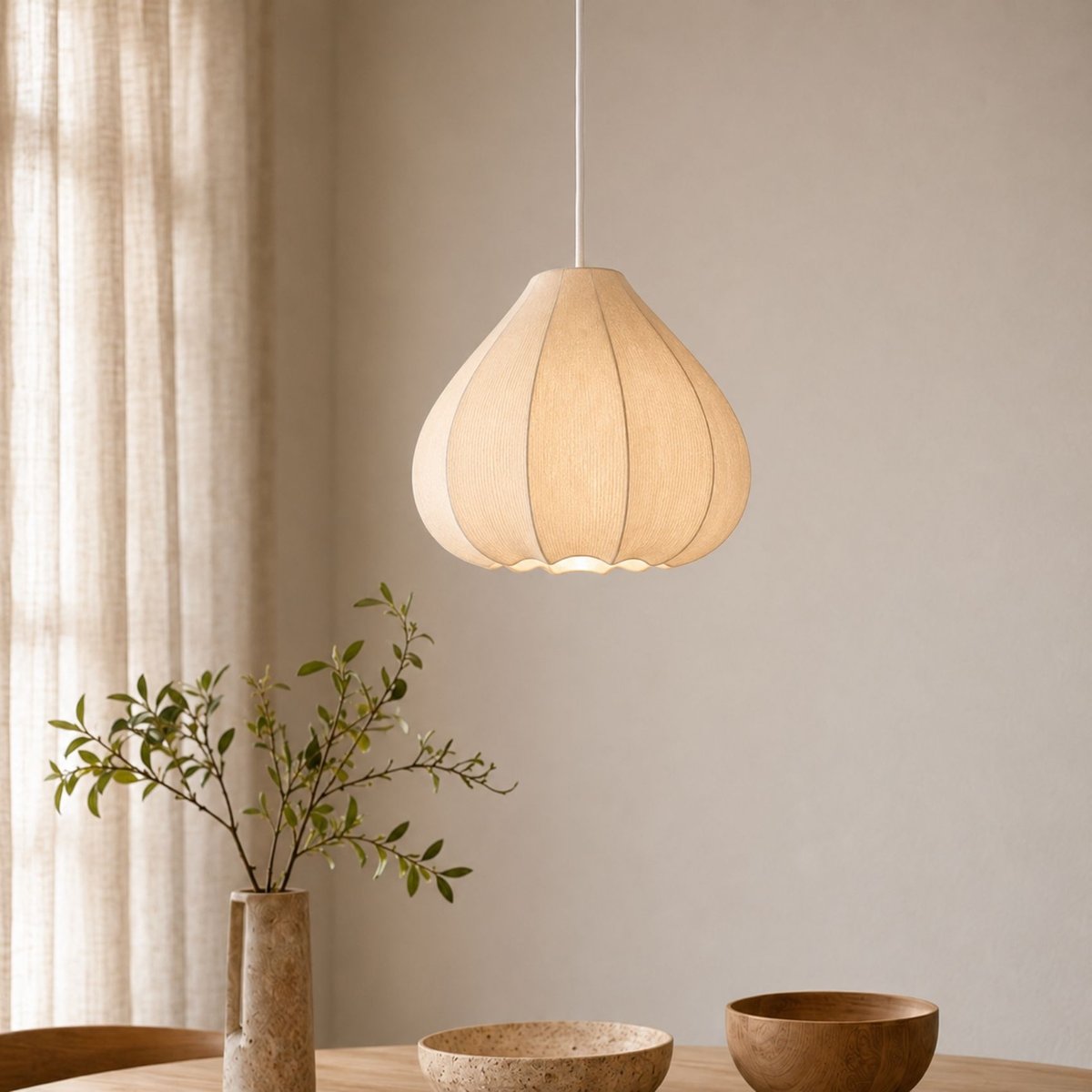 Abat-jour lanterne tissu texturé forme goutte beige, OPJET