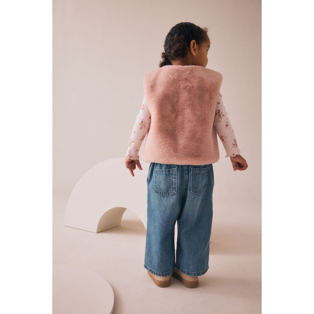 Veste sans manches en imitation fourrure rose, NEXT