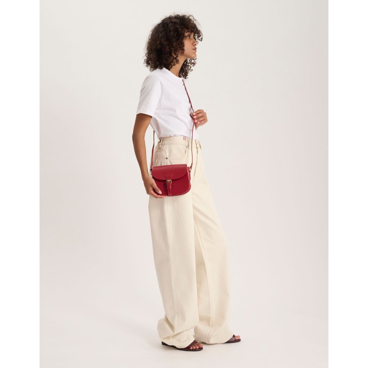 Baby flaneur shoulder bag rouge, INES DE LA FRESSANGE PARIS