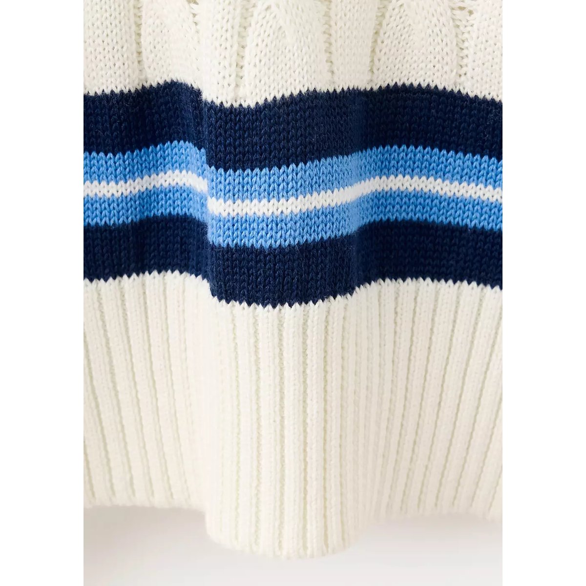 Pull-over maille tressée écru, MANGO