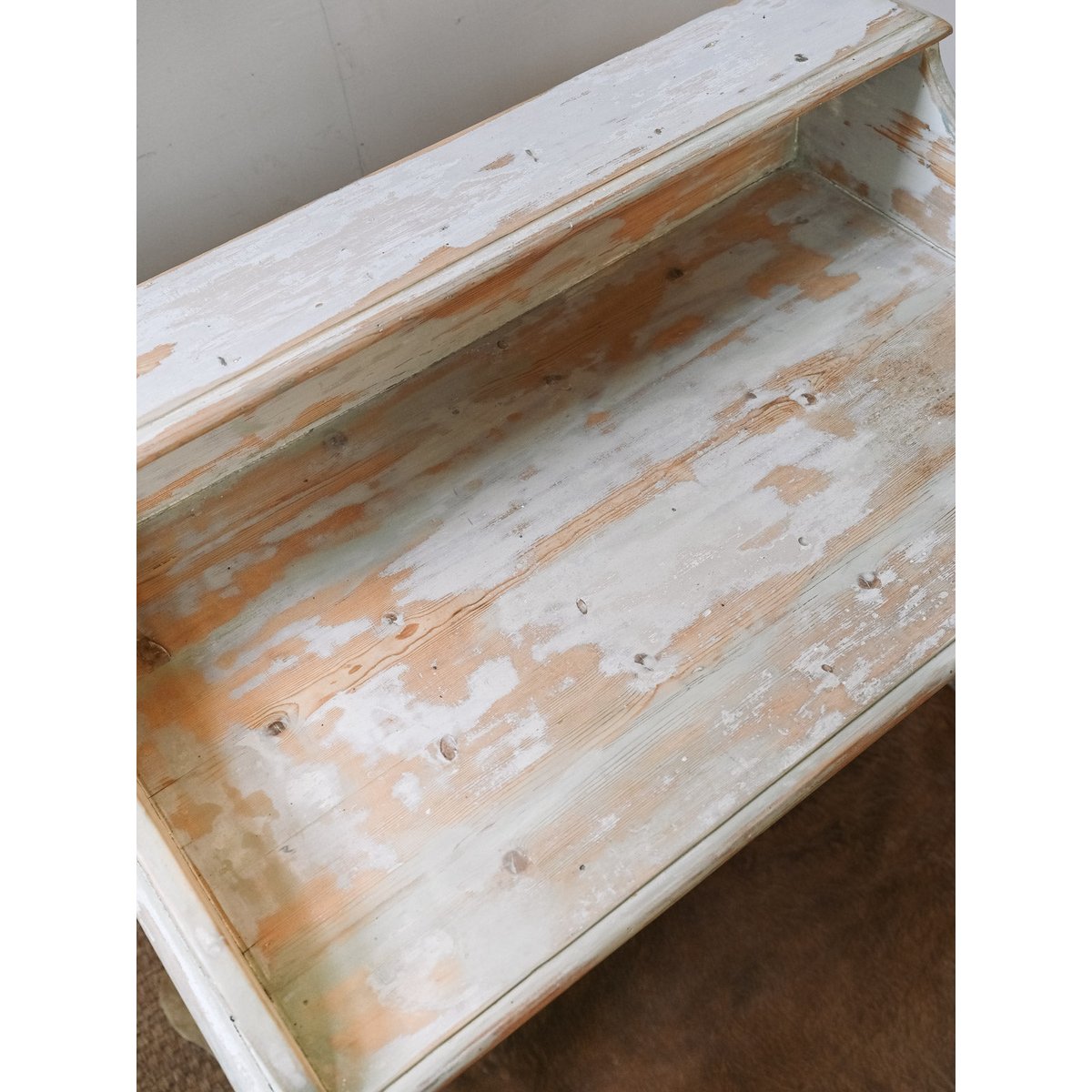 Secrétaire romantique en bois clair Honoré N°227 - Bon état crème, DEBONGOUT