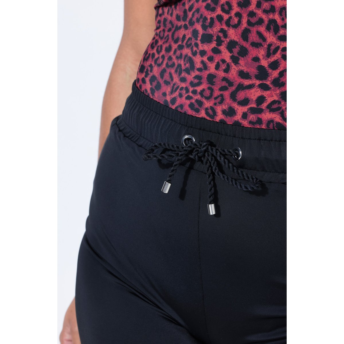 Short de bain avec taille élastique noir, STUDIO UNTOLD
