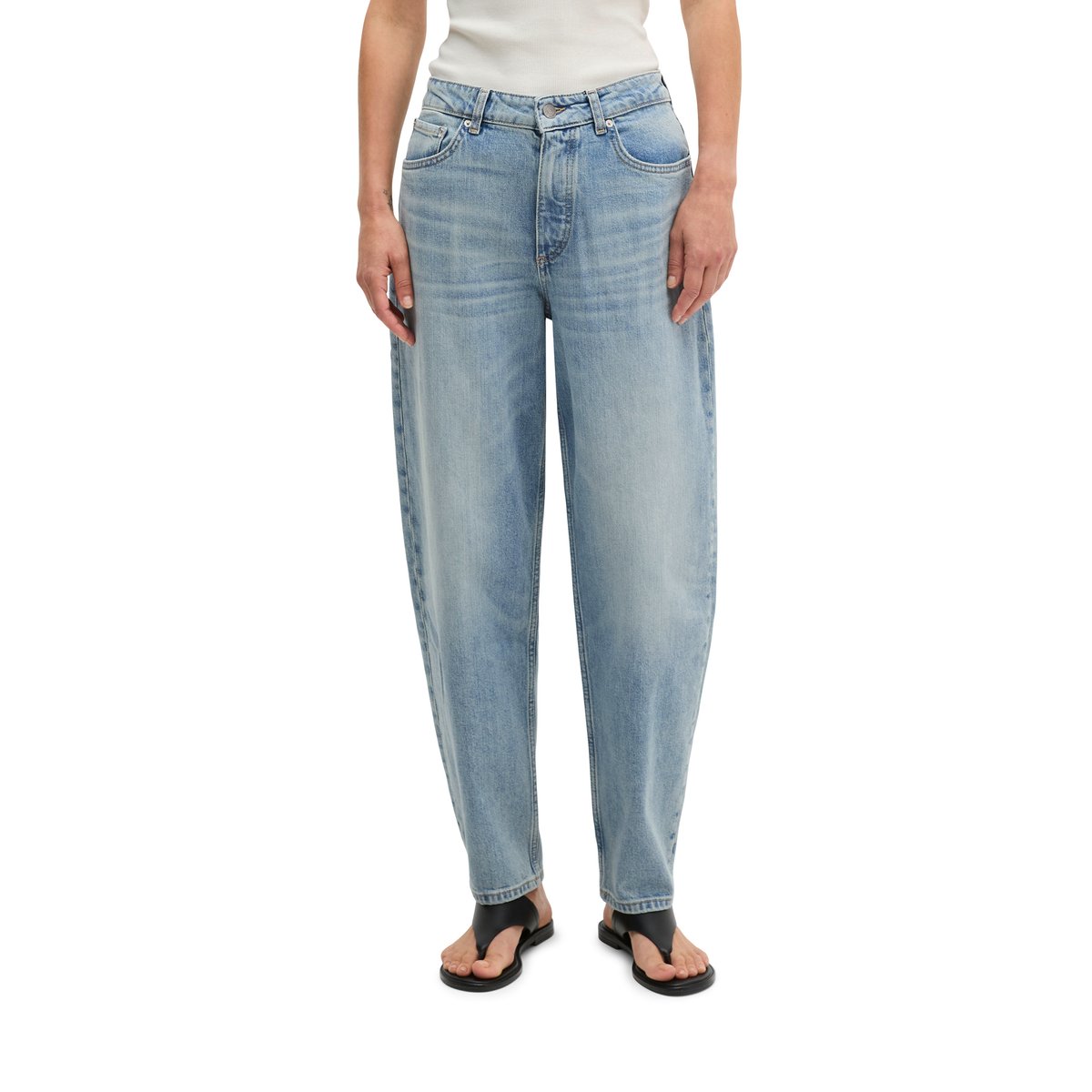 Jeans modèle Lara barrel cropped avec CIRCULOSE bleu clair, MARC O'POLO