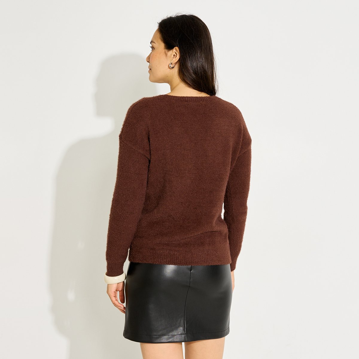 Pull doux manches longues col V marron, GRAIN DE MALICE