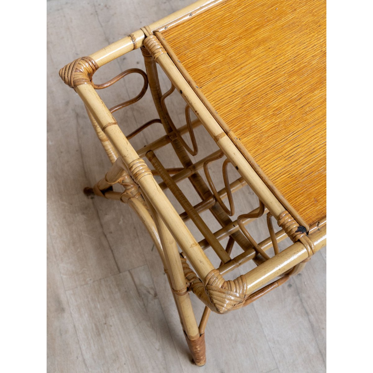 Table basse en rotin Léonie N°1586 - Bon état bois clair, DEBONGOUT