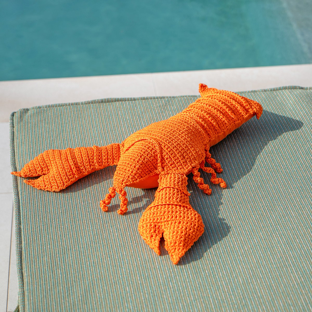 Coussin extérieur homard en crochet orange, MX HOME