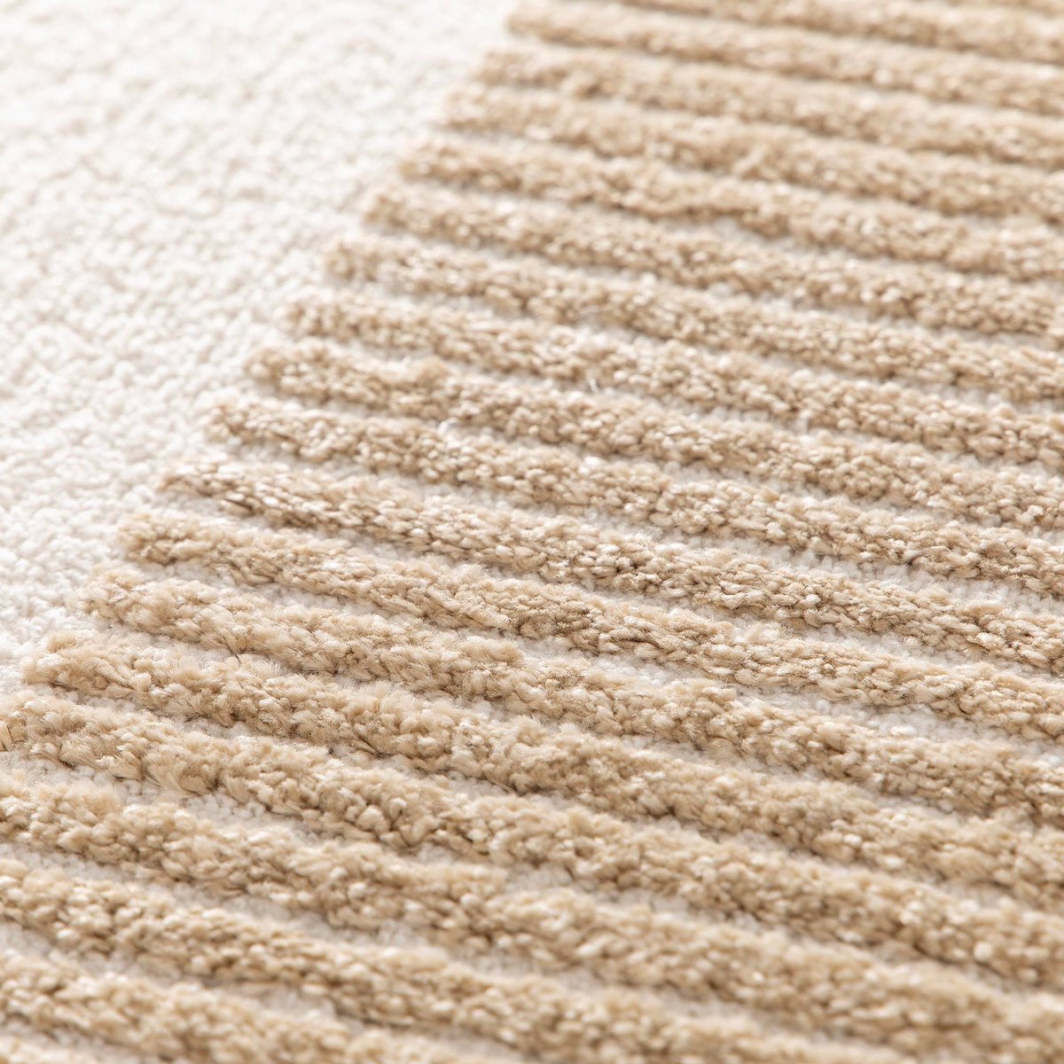 Tapis à reliefs doux à relief géométrique DESIGN OPTIQUE beige, THE DECO FACTORY