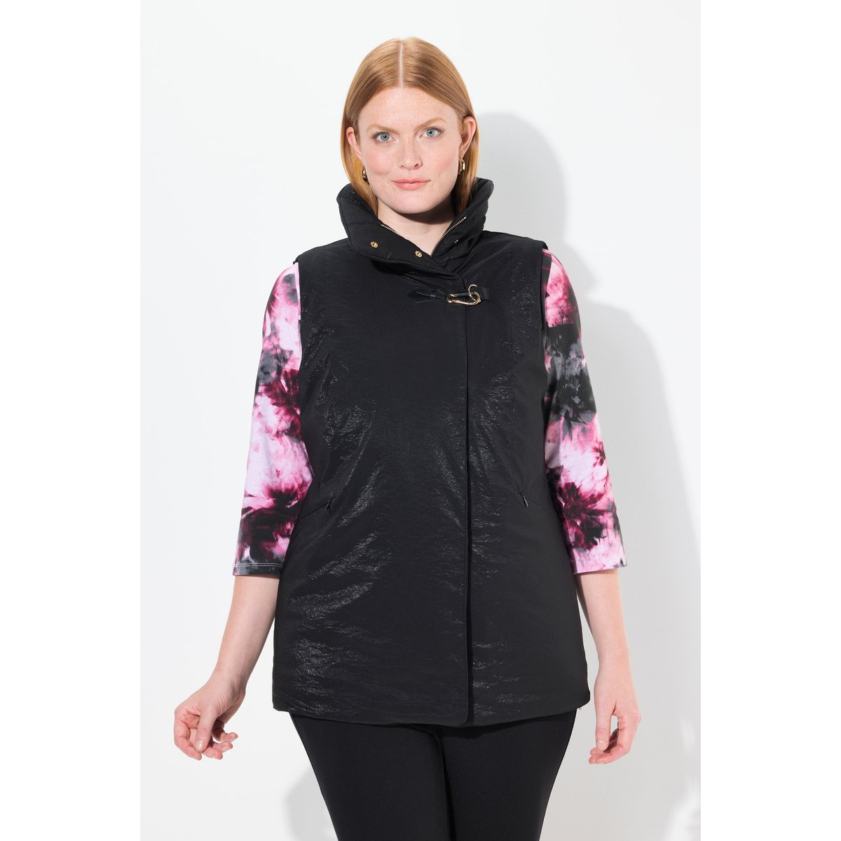 Gilet à fermeture décorée noir, ULLA POPKEN