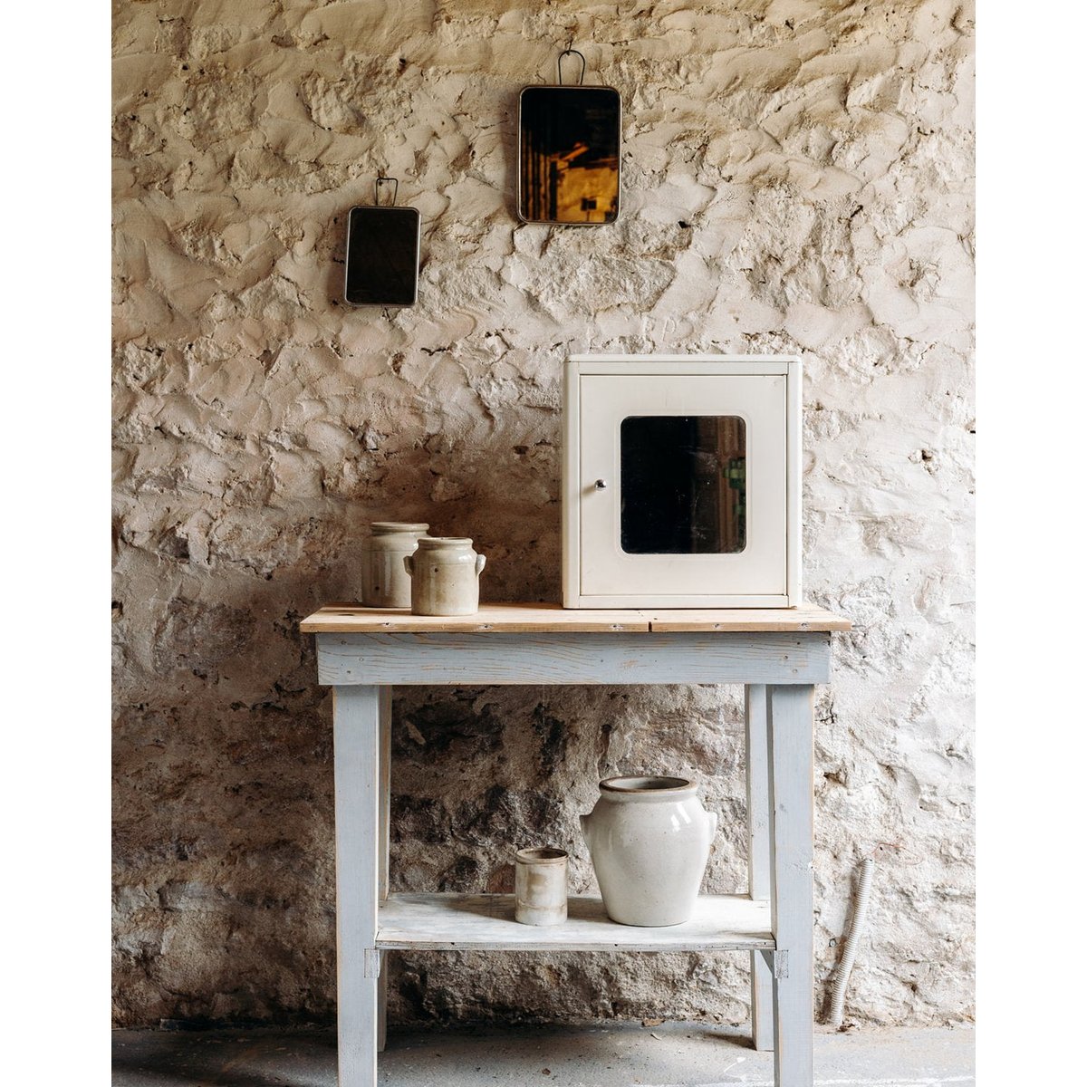 Table d'appoint Francine N°169 - Bon état bois, DEBONGOUT