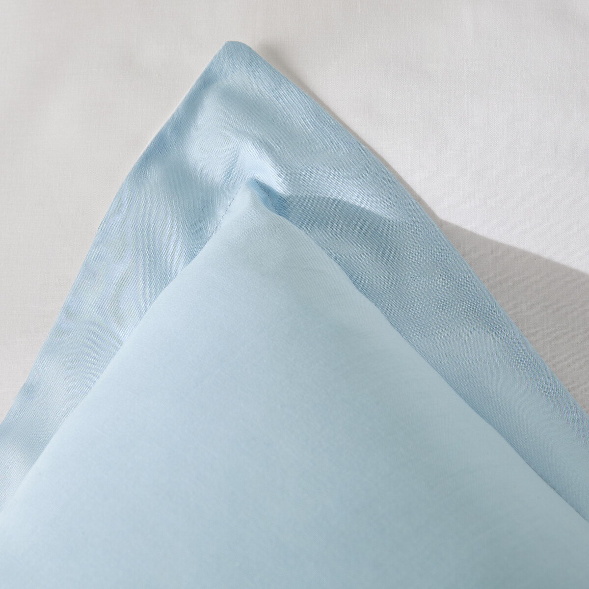 Taie d'oreiller en coton bicolore bleu pastel/blanc, LA REDOUTE INTERIEURS
