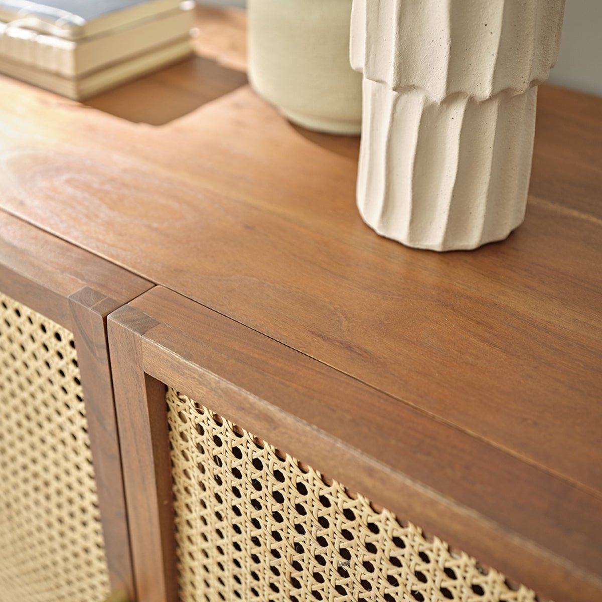 Commode en bois de acacia 120 cm 2 portes LEONTINE marron, BERAH GETAH