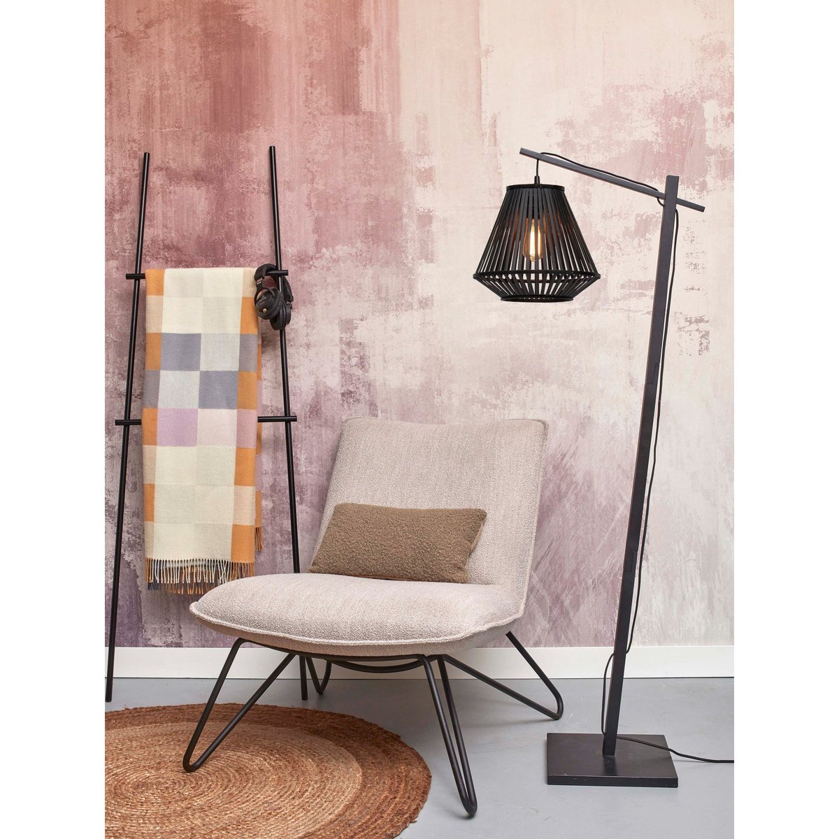 Lampadaire Bambou MERAPI noir, GOOD & MOJO